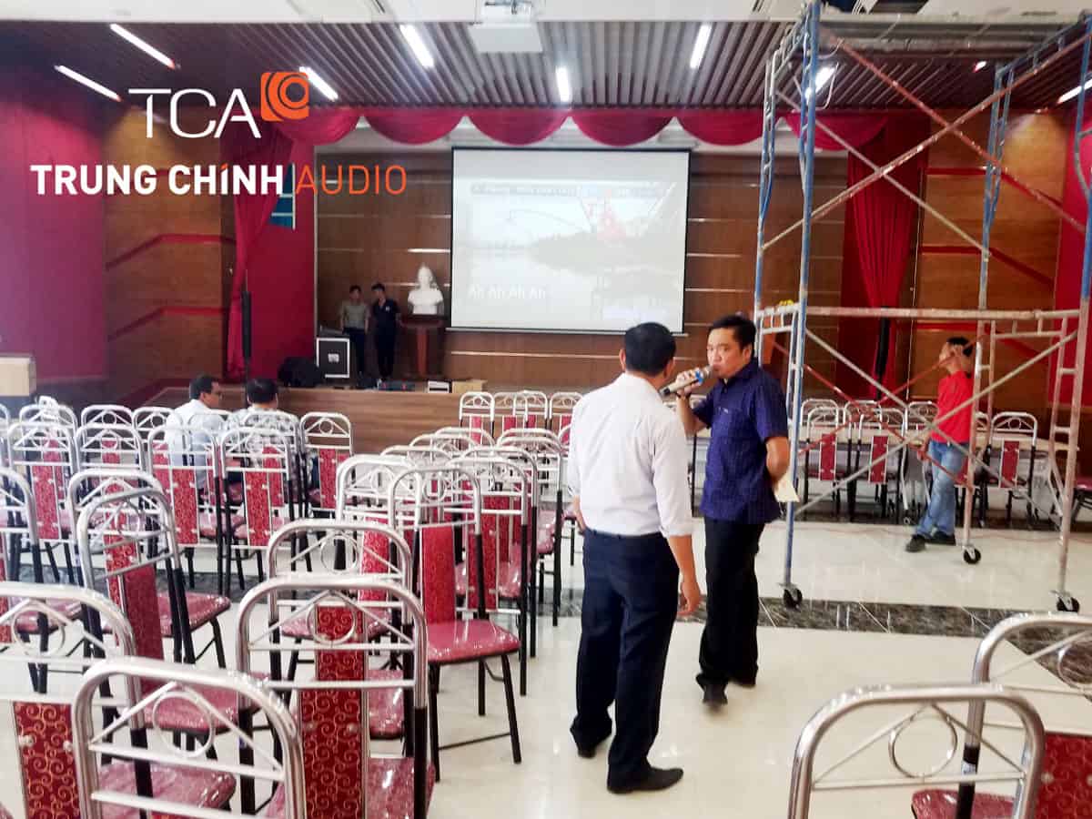 Tư vấn lắp đặt âm thanh ánh sáng hội trường cho các công ty tại Hồ Chí Minh