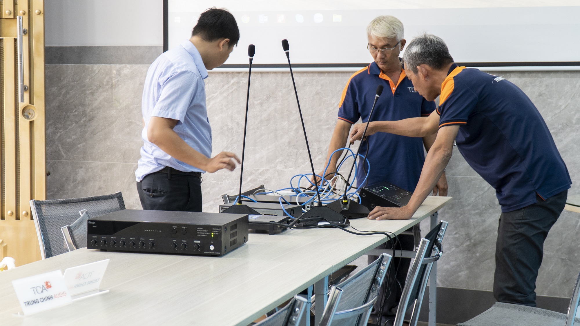 Chuyên viên TOA Electronics đào tạo chuyên sâu tại TCA - Trung Chính Audio