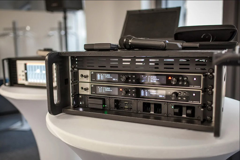 Micro không dây Sennheiser Digital 6000