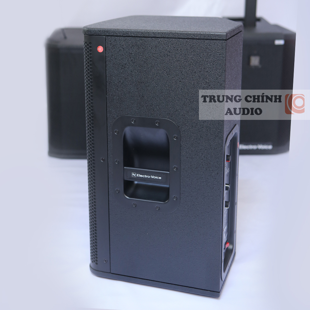 Loa thùng full có công suất Electro Voice ELX112P