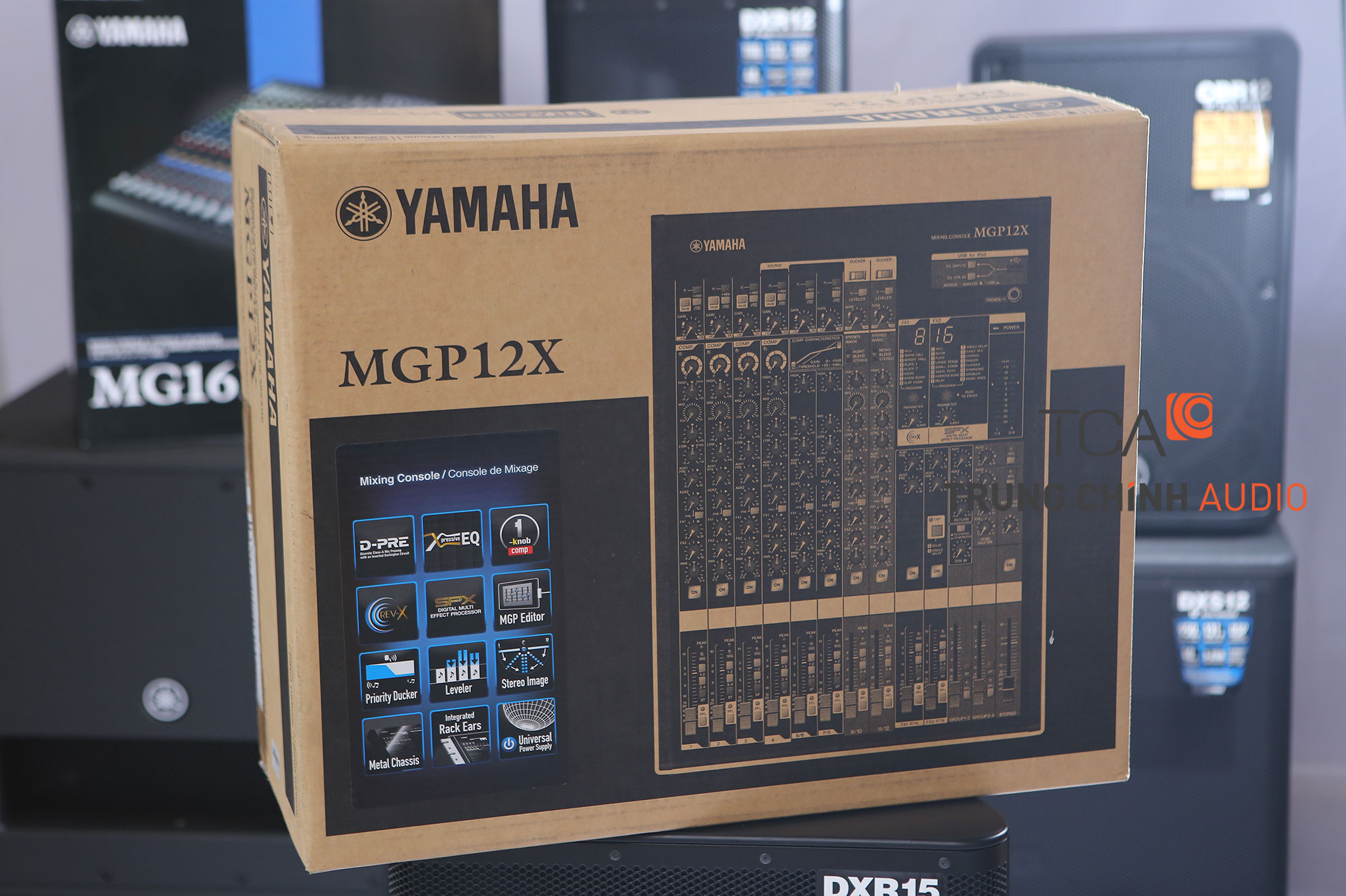 Mixer analog Yamaha MGP12X