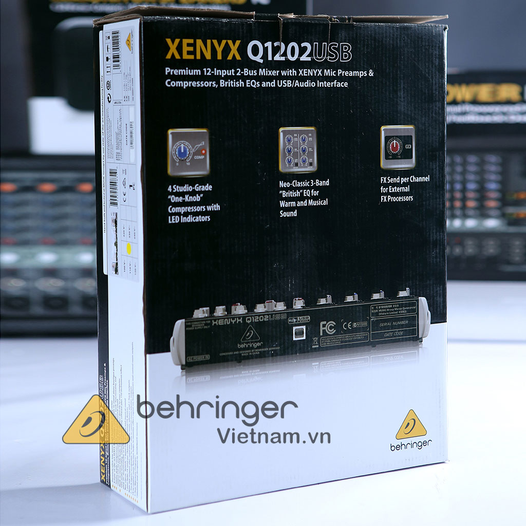 Mixer Behringer Q1202USB