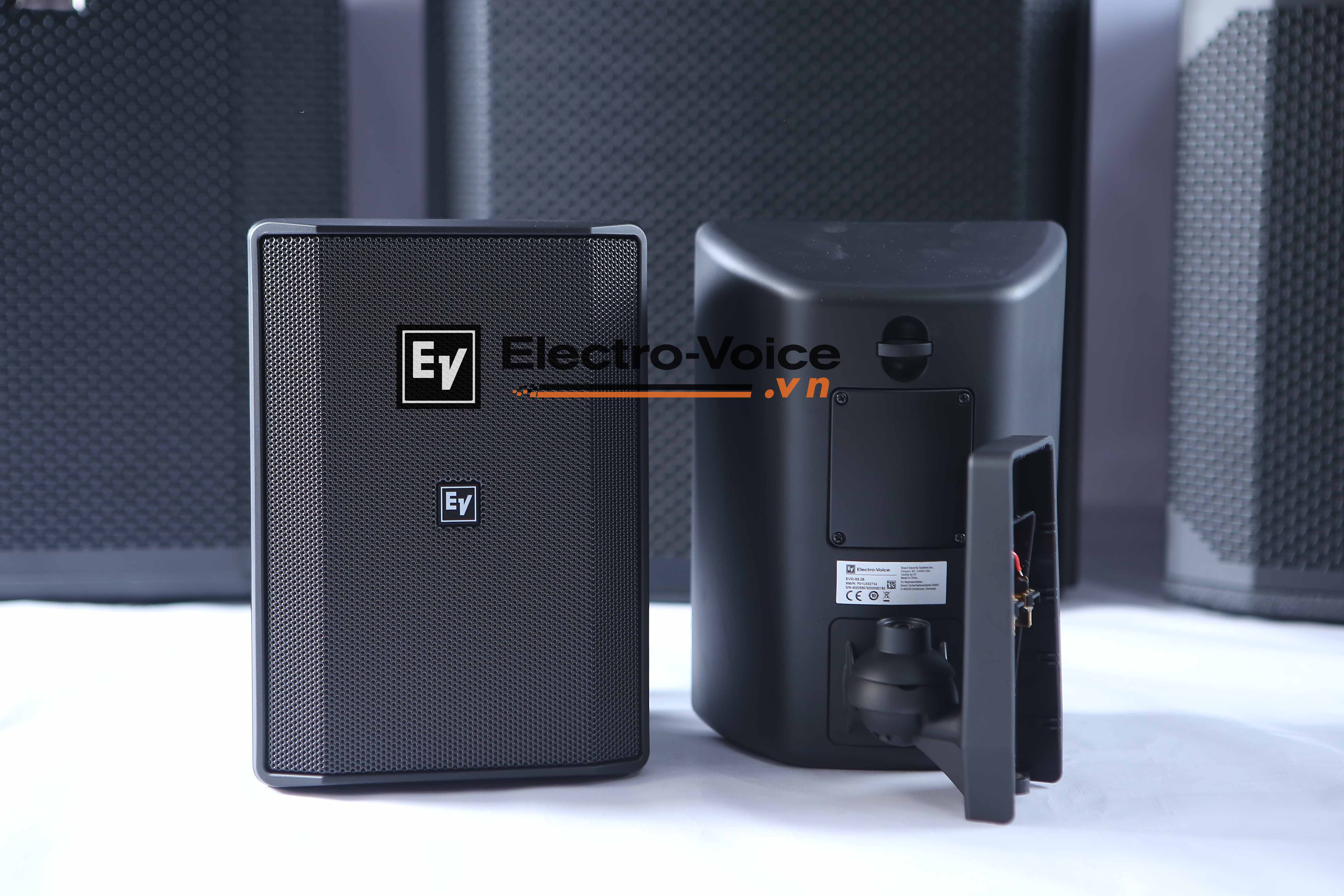 Loa gắn tường Electro-Voice EVID-S5.2B