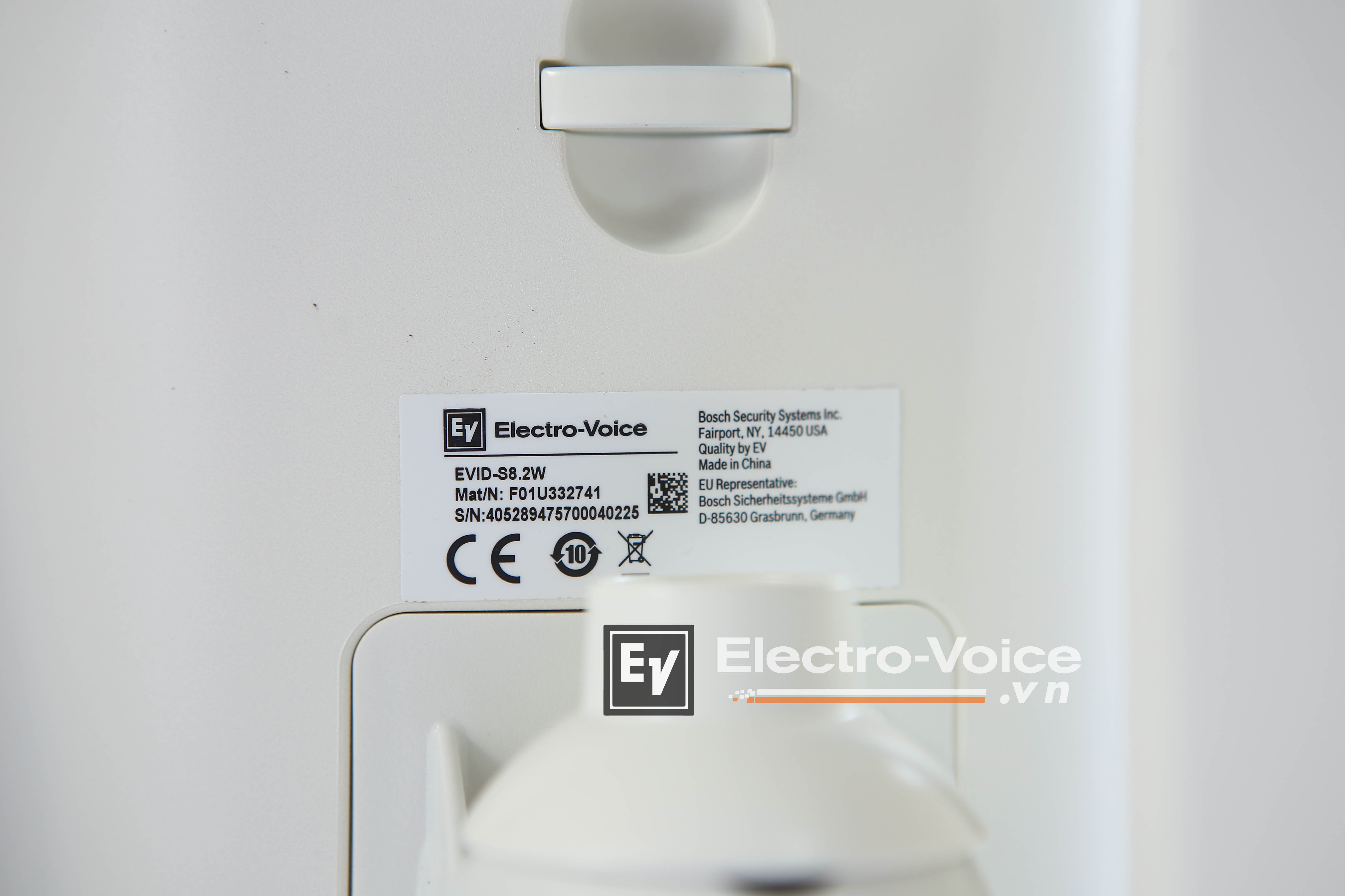 Loa gắn tường Electro-Voice EVID-S8.2W