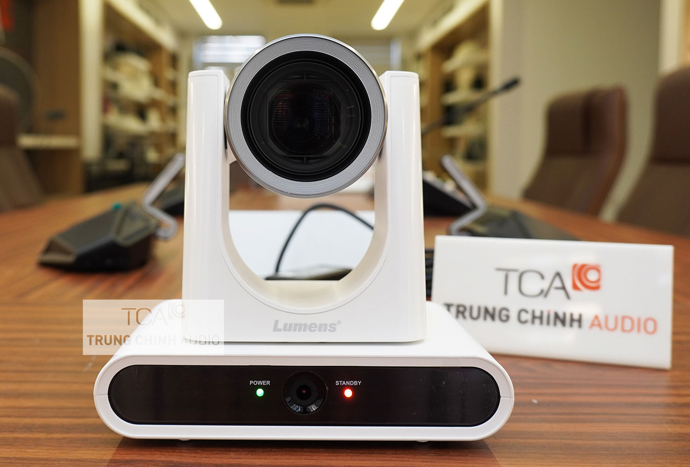 Camera PTZ tích hợp AI Auto-Tracking : Lumens VC-TR30