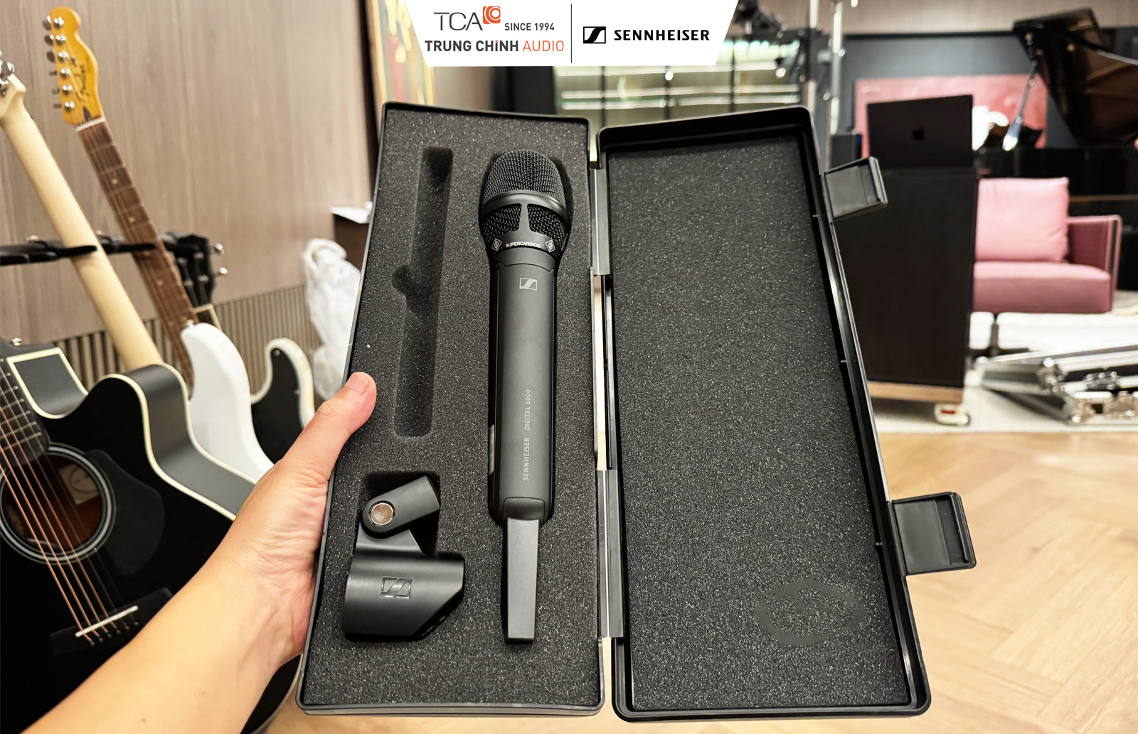 Micro cầm tay Không dây: Sennheiser SKM 6000 BK A1-A4