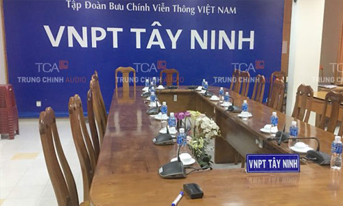 Hệ thống âm thanh hội nghị BOSCH CCS 1000D cho VNPT Tây Ninh