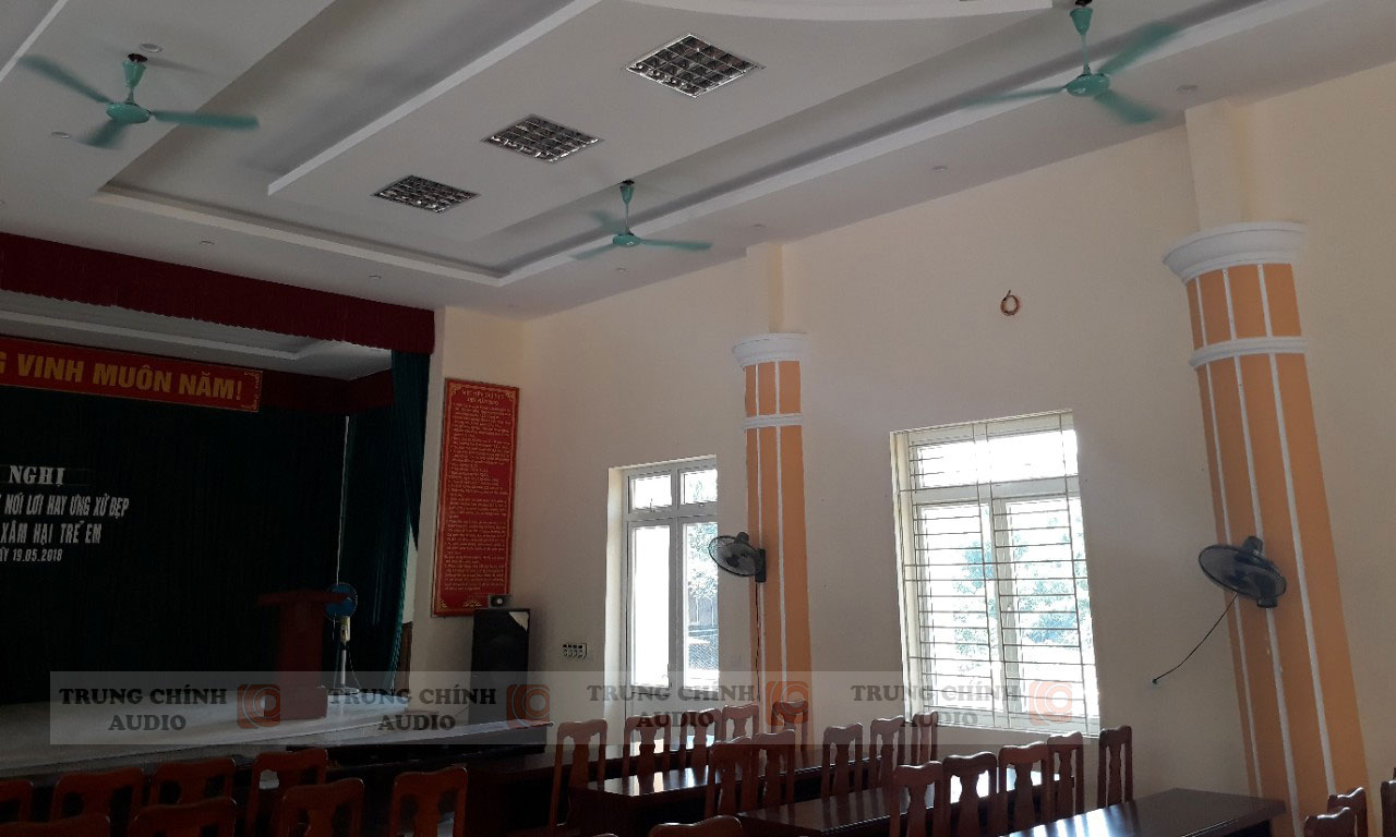 Bộ dàn thanh cho hội trường, phòng họp: huyện Thạch Thất, Hà Nội