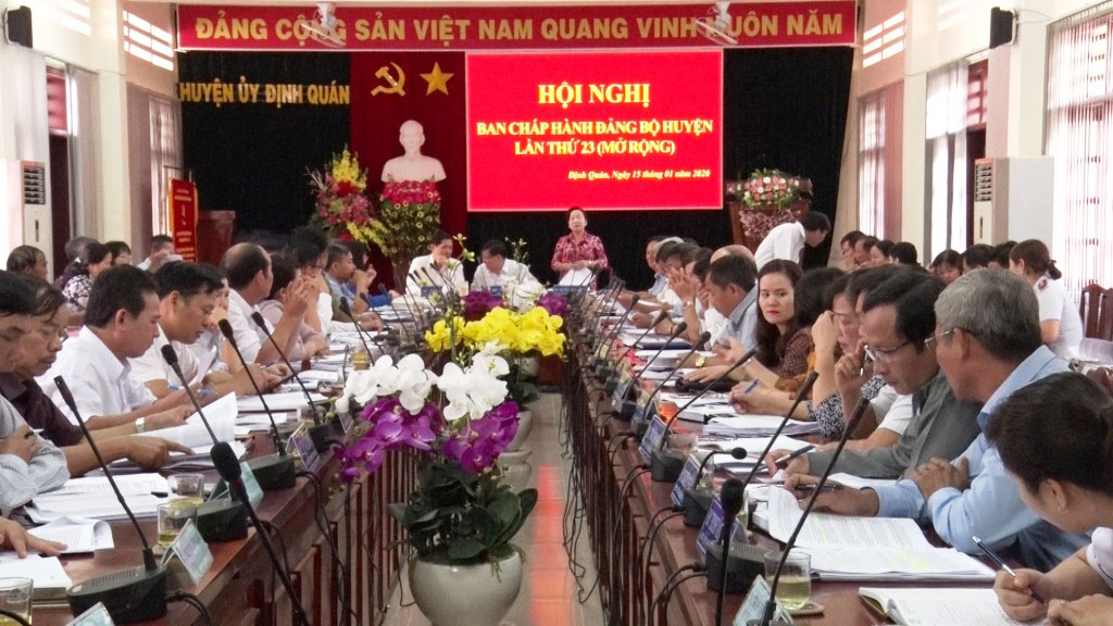 Hệ thống hội thảo TOA TS-780: âm thanh phòng họp Huyện Ủy Định Quán,Đồng Nai