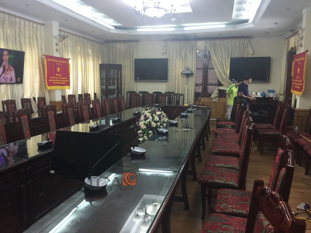 Hệ thống âm thanh hội thảo TOA TS 780 phòng họp trực tuyến: UBND tỉnh Nam Định