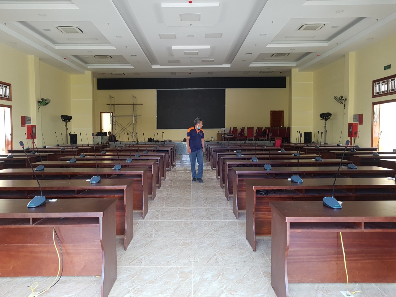 Hệ thống âm thanh hội trường phòng họp, giảng dạy đào tạo: Điện mặt trời Trung Nam, Ninh Thuận