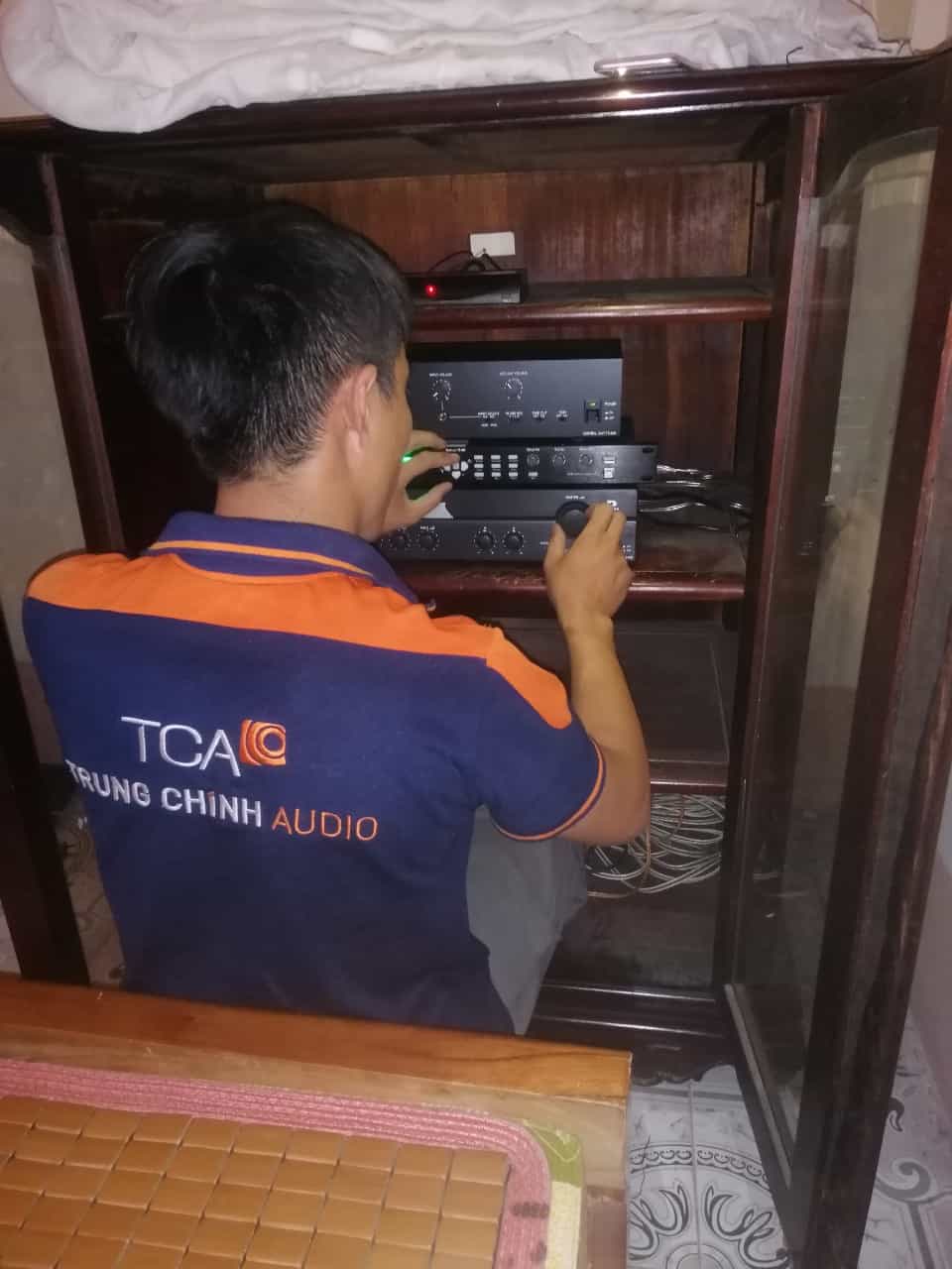 Hệ thống âm thanh hội thảo TOA TS-690: Phòng họp Huyện Nam Trực, Nam Định