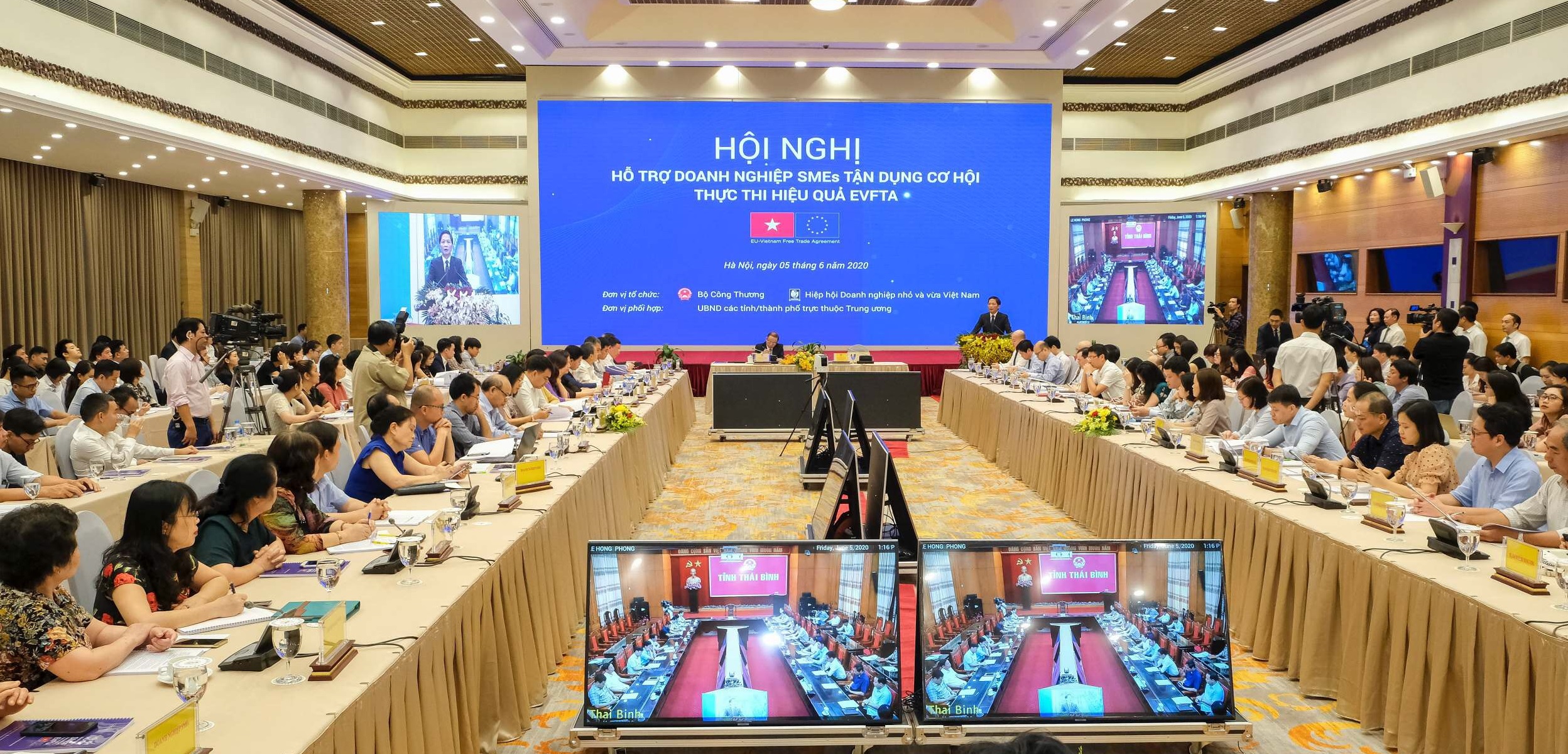 Lắp đặt phòng họp trực tuyến, âm thanh hội thảo cho đài truyền hình Việt Nam VTV