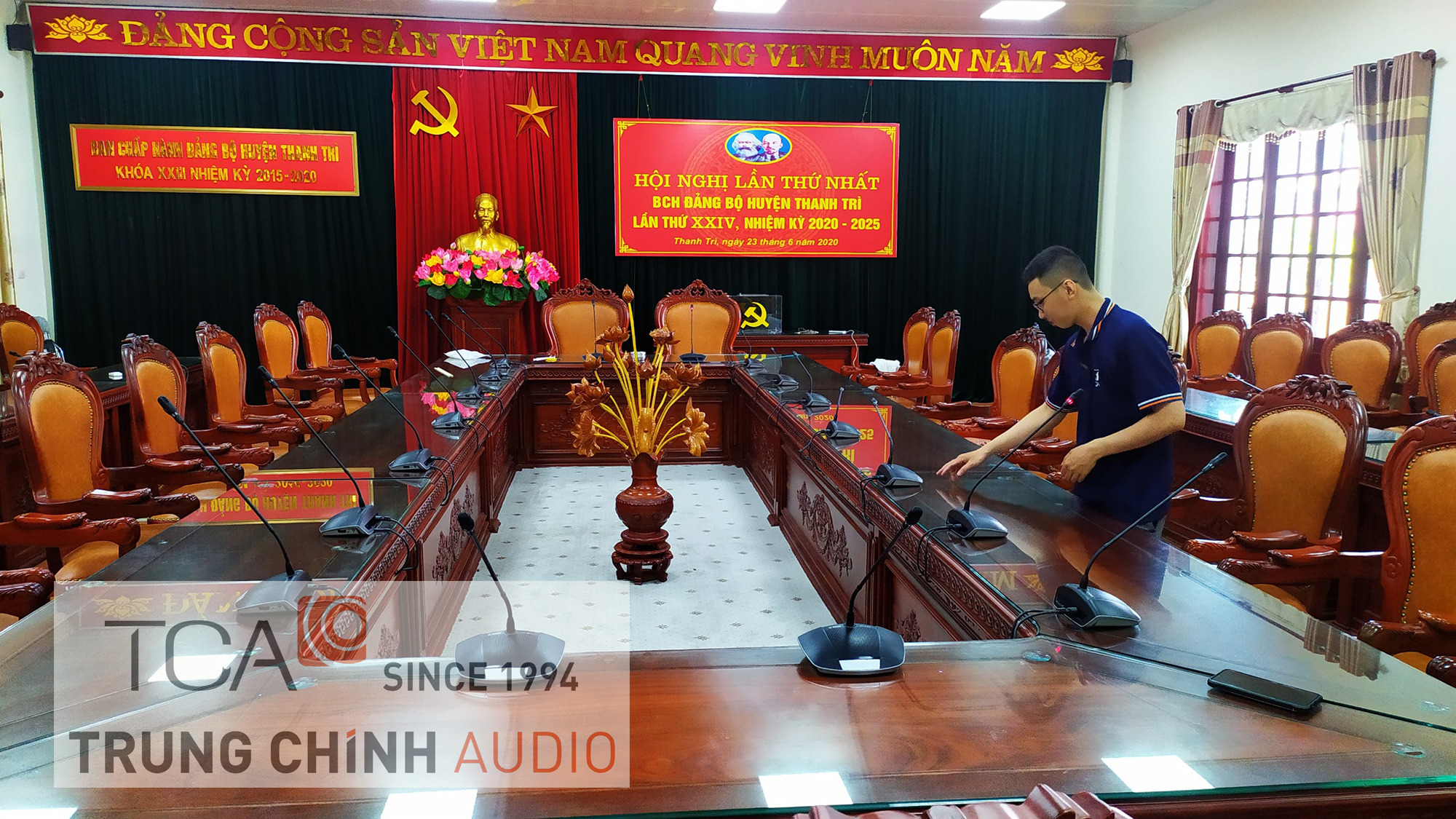 Lắp đặt âm thanh phòng họp hội thảo Bosch CSS1000D: UBND huyện Thanh Trì