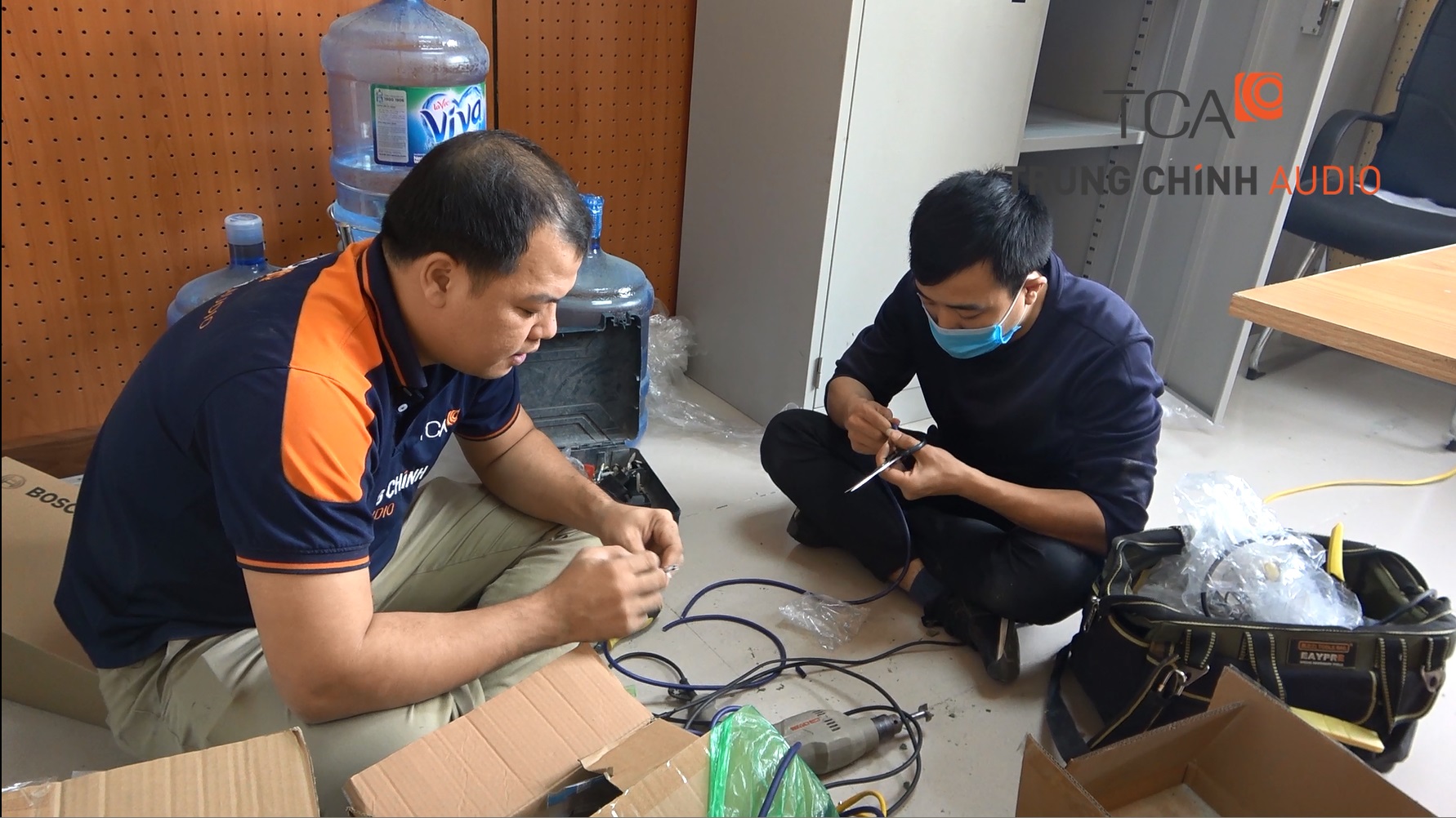 Lắp đặt âm thanh phòng họp giải pháp trực tuyến cho điểm cầu: BHXH huyện Văn Lâm, Hưng Yên