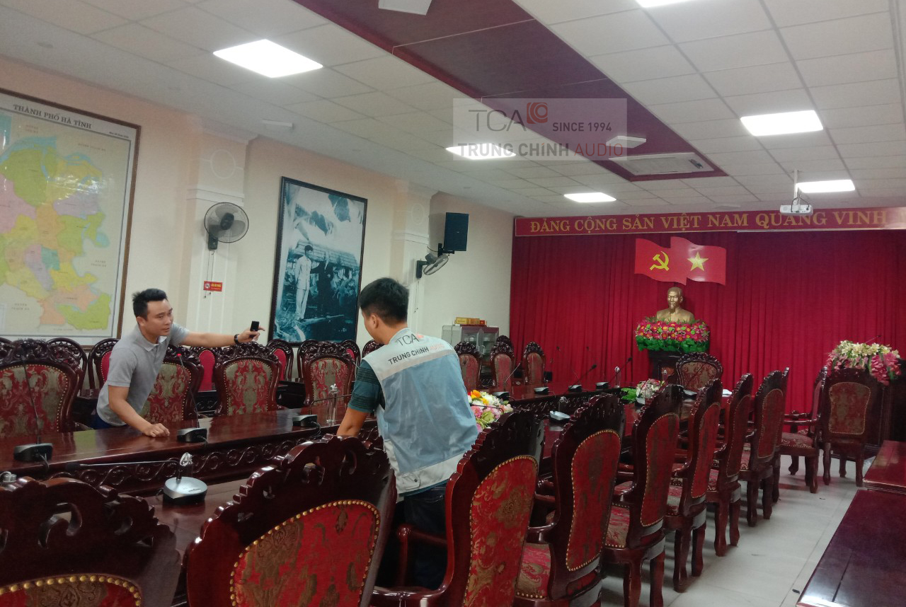 Lắp đặt hệ thống âm thanh phòng họp hội trường TOA TS-780 tại Tỉnh ủy Hà Tĩnh