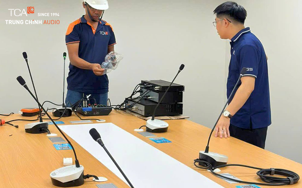 Lắp Đặt Hệ Thống Hội Thảo TOA TS-V90: Giải Pháp Họp Trực Tuyến Toàn Diện Cho Doanh Nghiệp