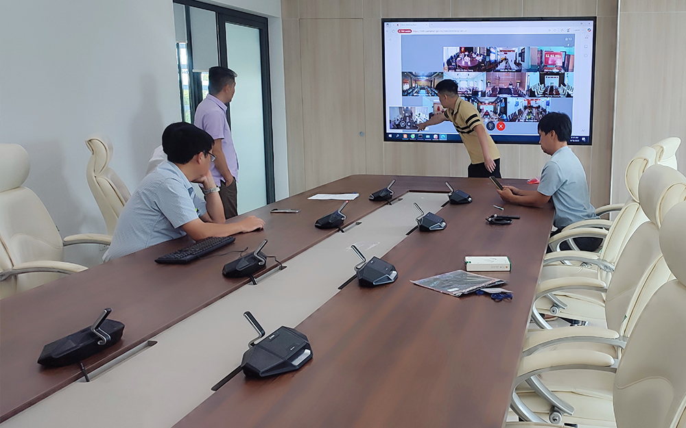 hệ thống âm thanh hội thảo Bosch Dicentis : Phòng họp trực tuyến BQLDA Giao thông Quảng Nam