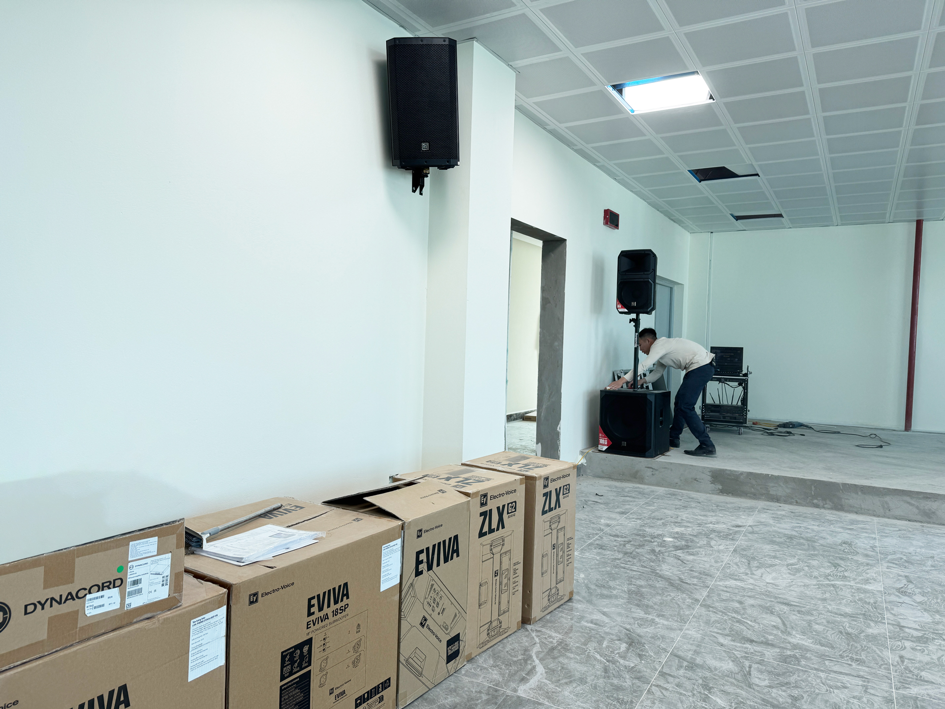 Giải Pháp Âm Thanh sân khấu Hội Trường Loa EVIVA Và ZLX G2 : kho bạc nhà nước Bắc Từ Liêm, Hà Nội