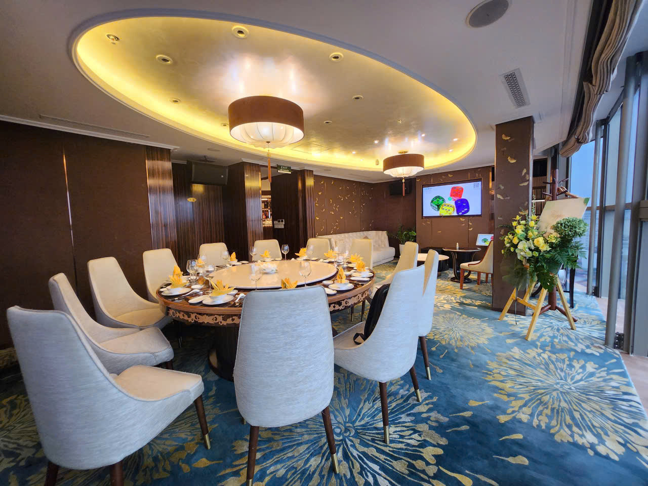 Âm Thanh Sân Khấu Hội Trường Electro-Voice & Dynacord : Tập đoàn DOJI